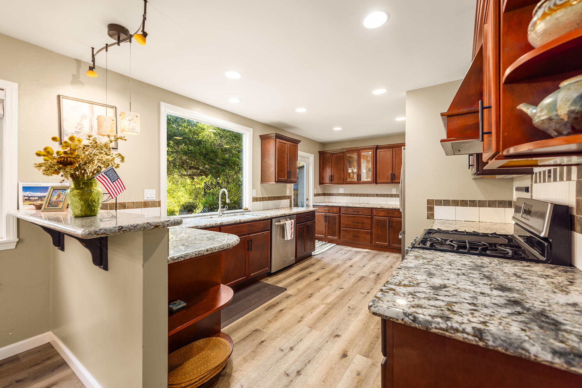 883 Moreno Drive