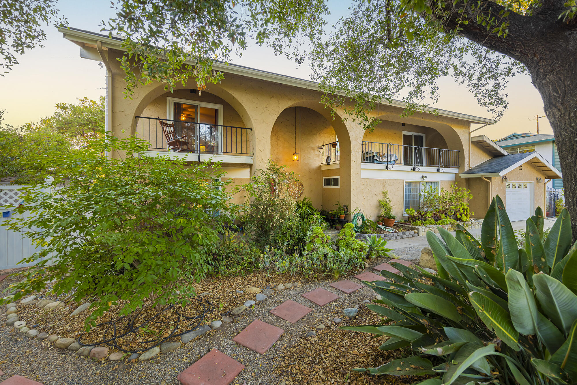 883 Moreno Drive
