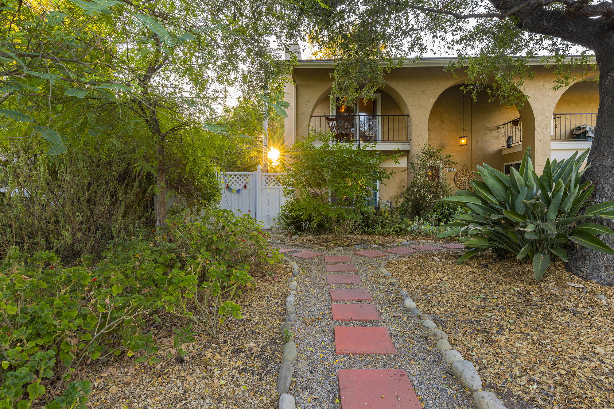 883 Moreno Drive