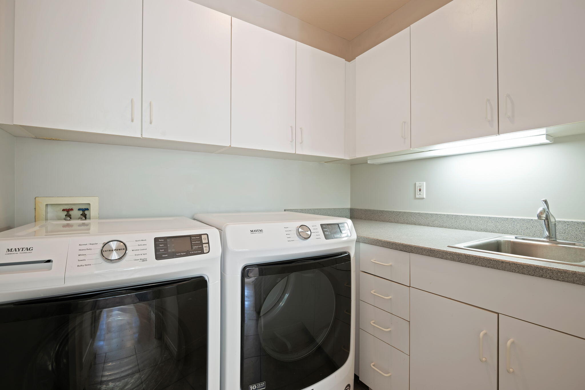 4140 Hidden Oaks Road