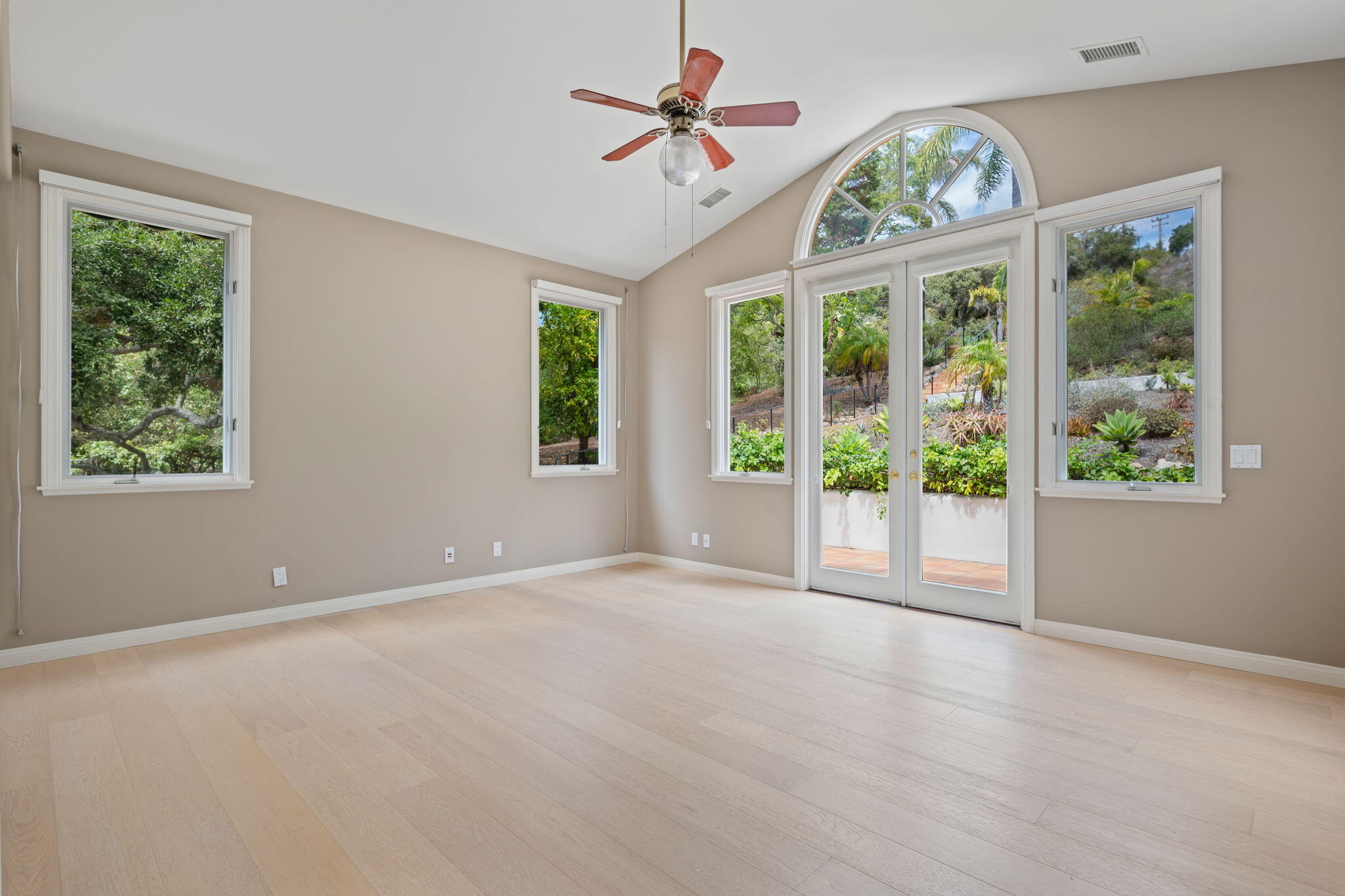 4140 Hidden Oaks Road