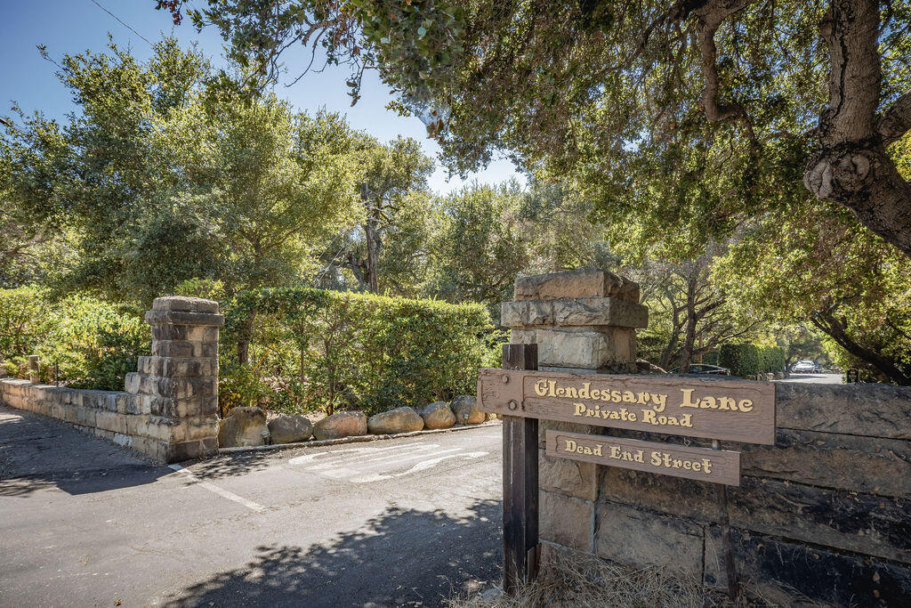 2609 Glendessary Lane