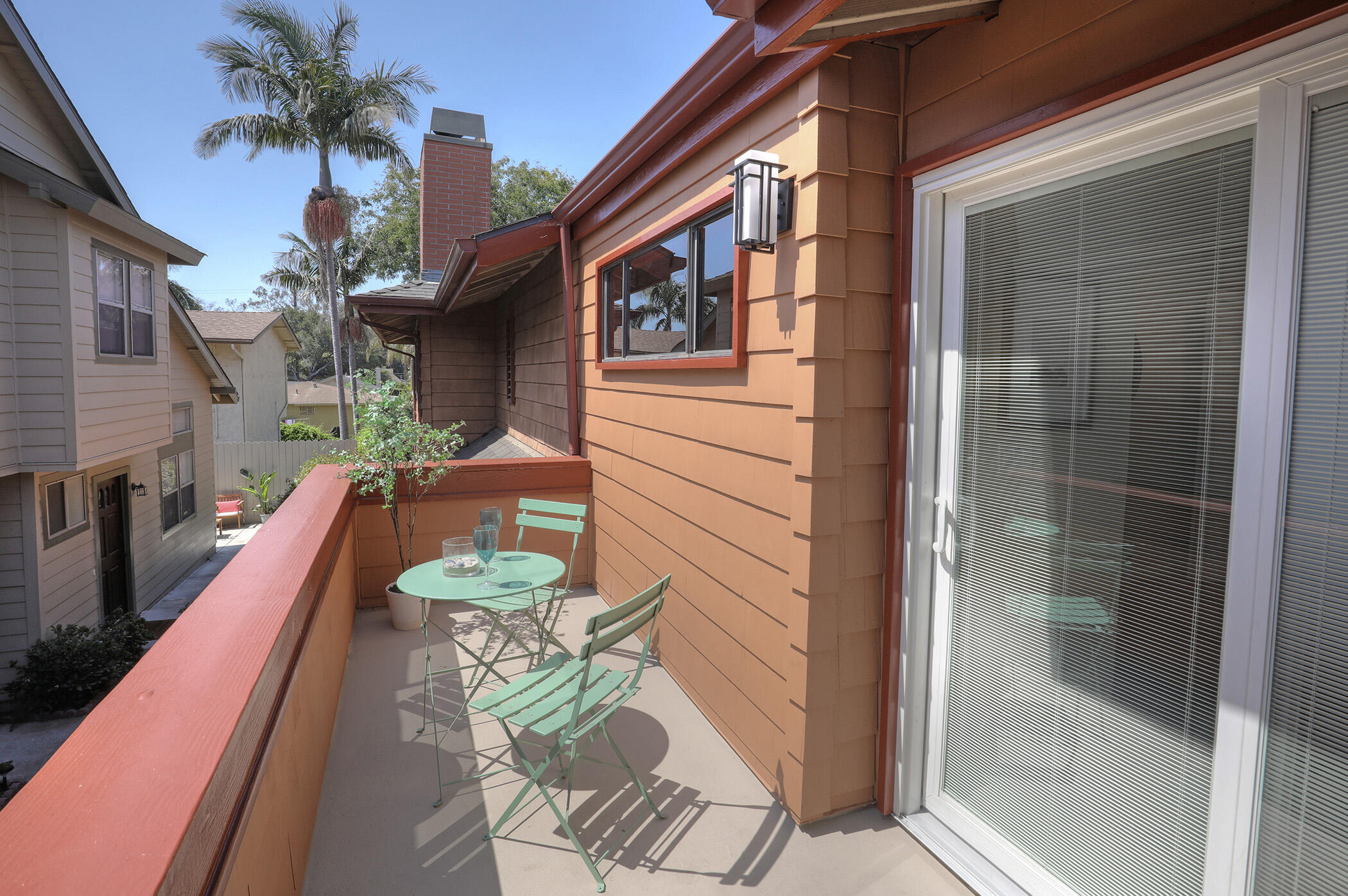 1815 Bath Street, 4