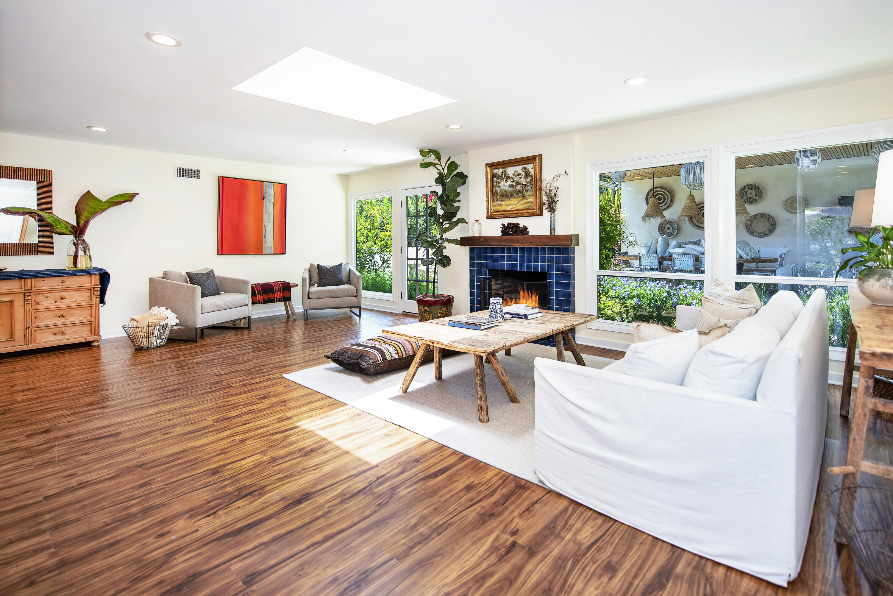 245 Cordova Drive