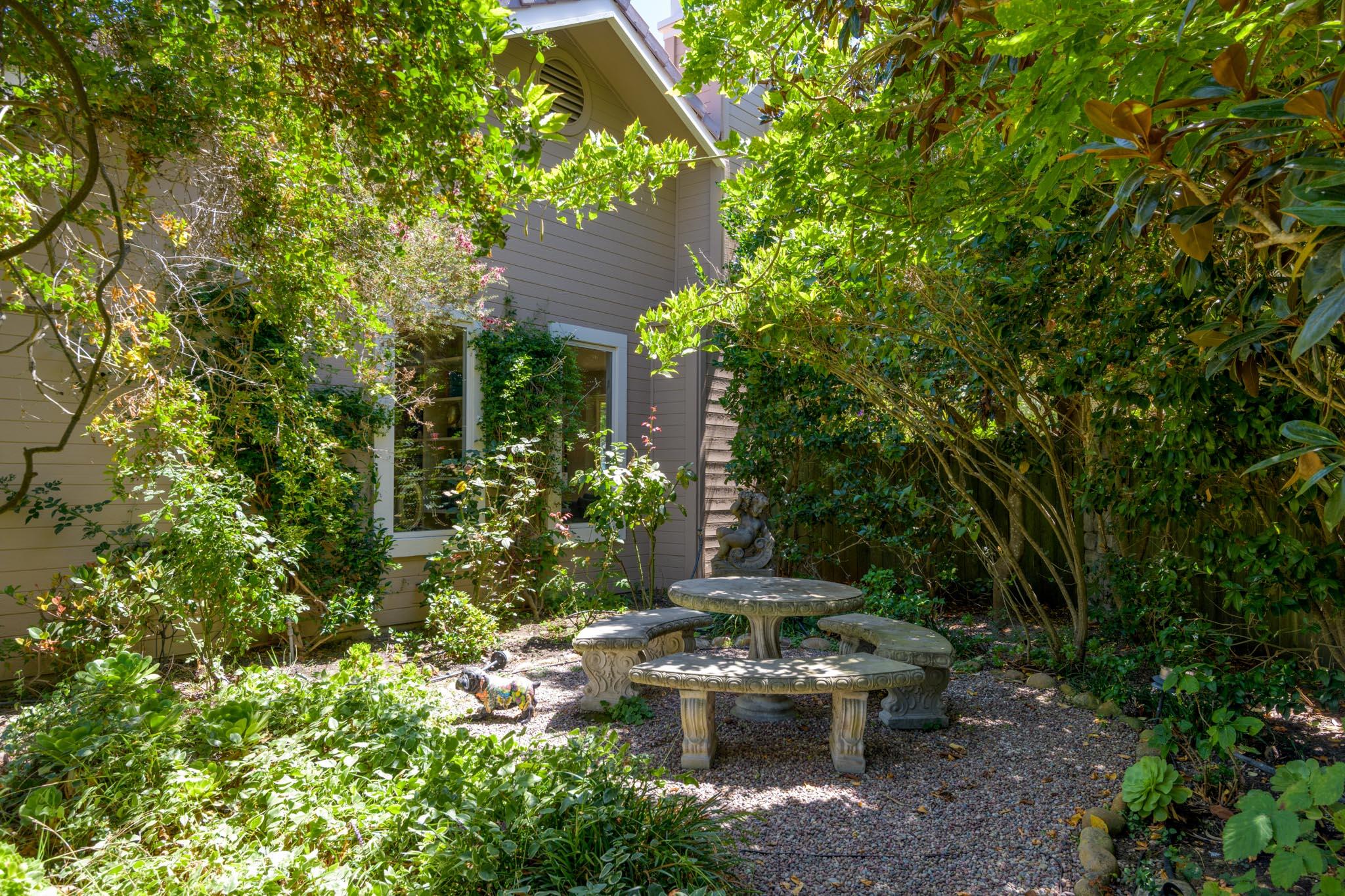 1066 Diamond Crest Court