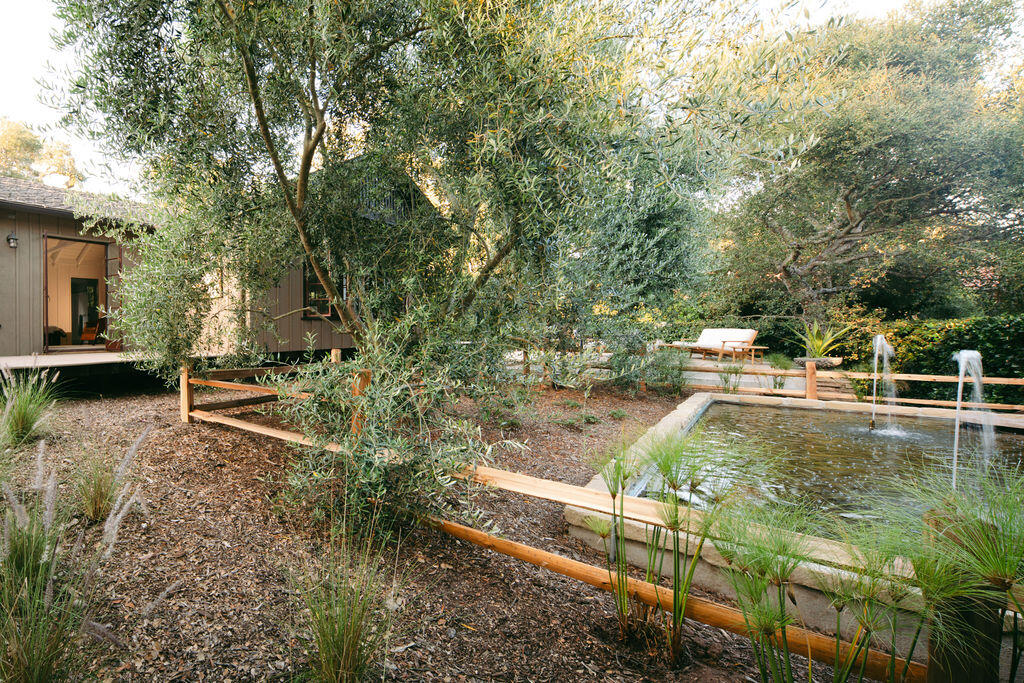 346 Hot Springs Road, East