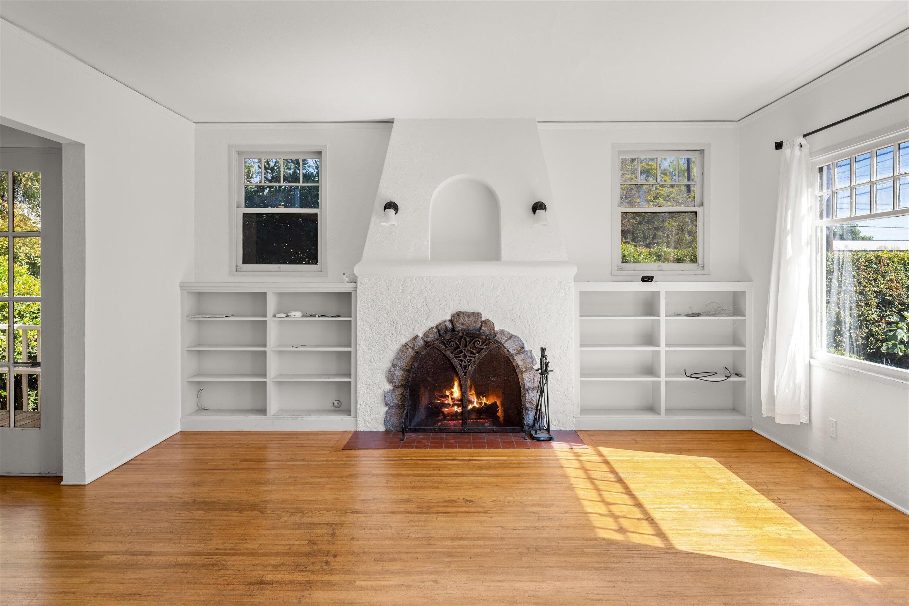 302 N Soledad Street