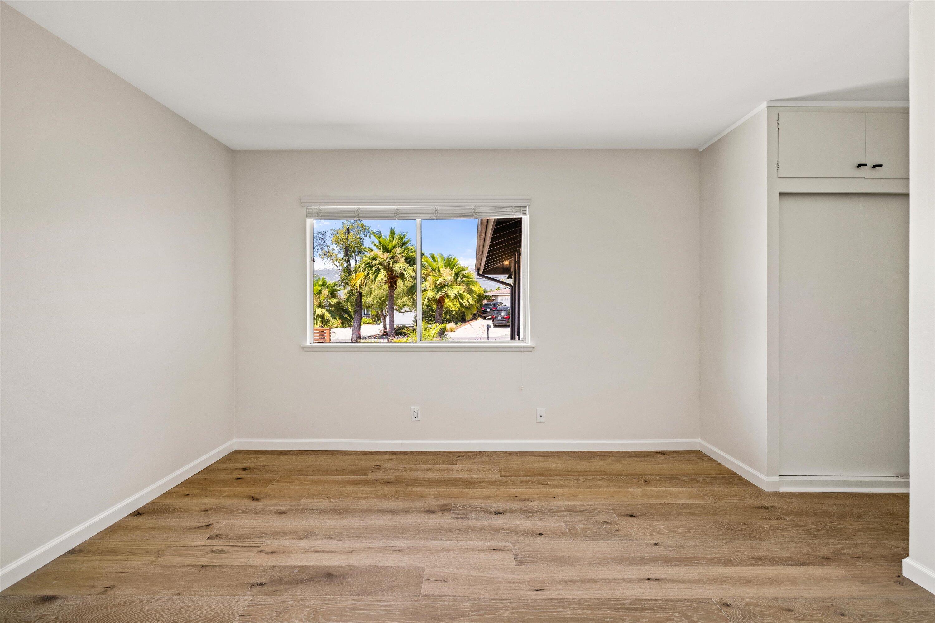 1633 La Coronilla Drive