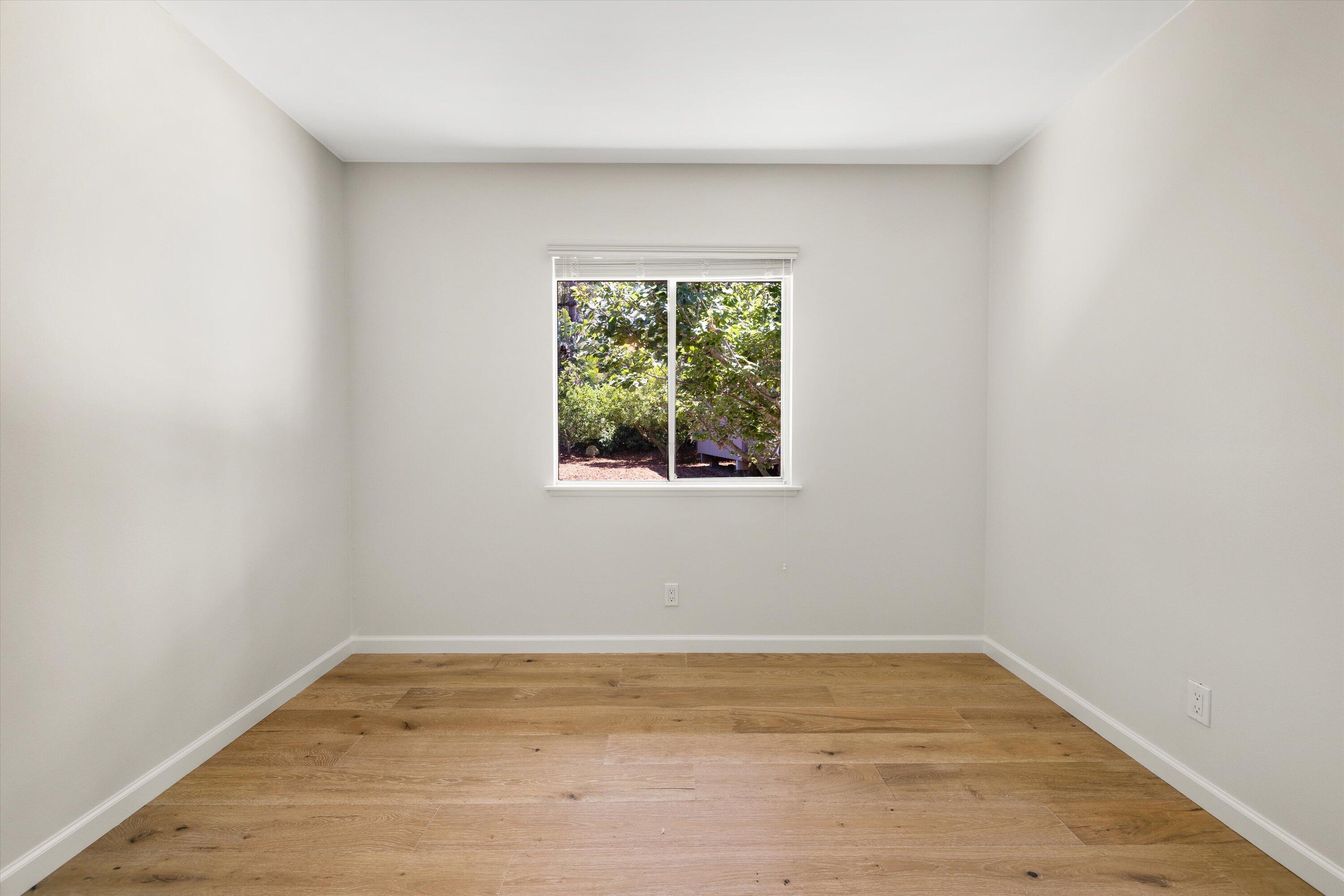 1633 La Coronilla Drive