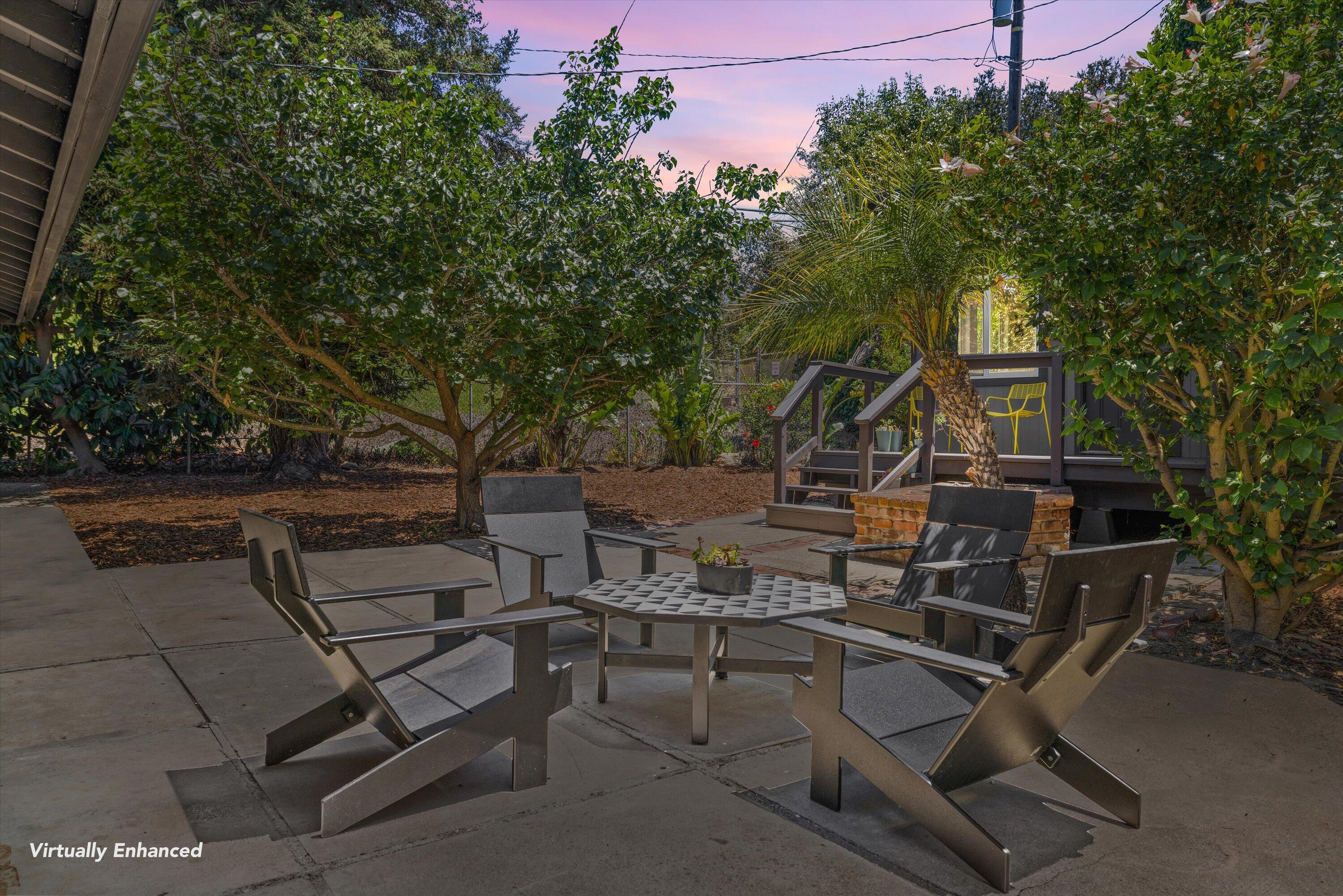 1633 La Coronilla Drive