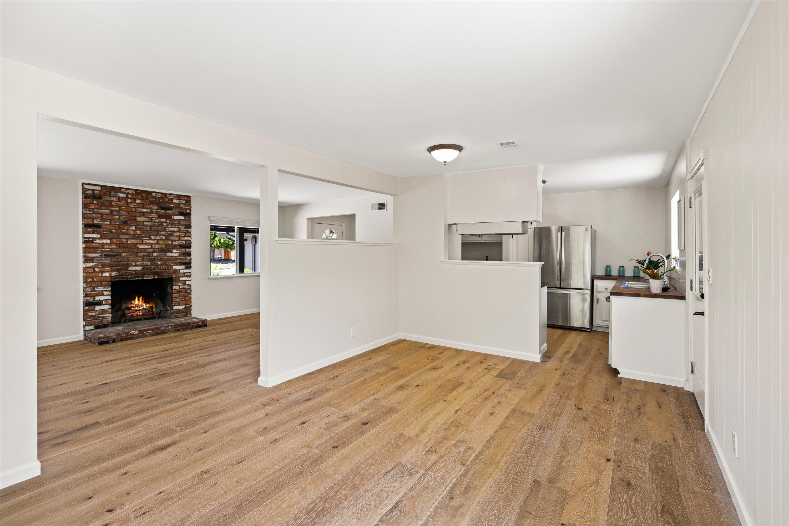 1633 La Coronilla Drive