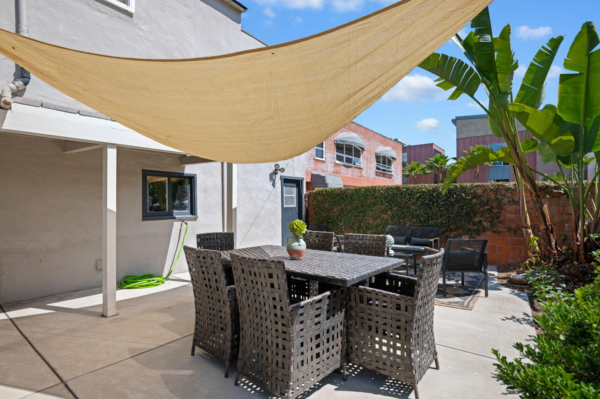 927 Olive Street