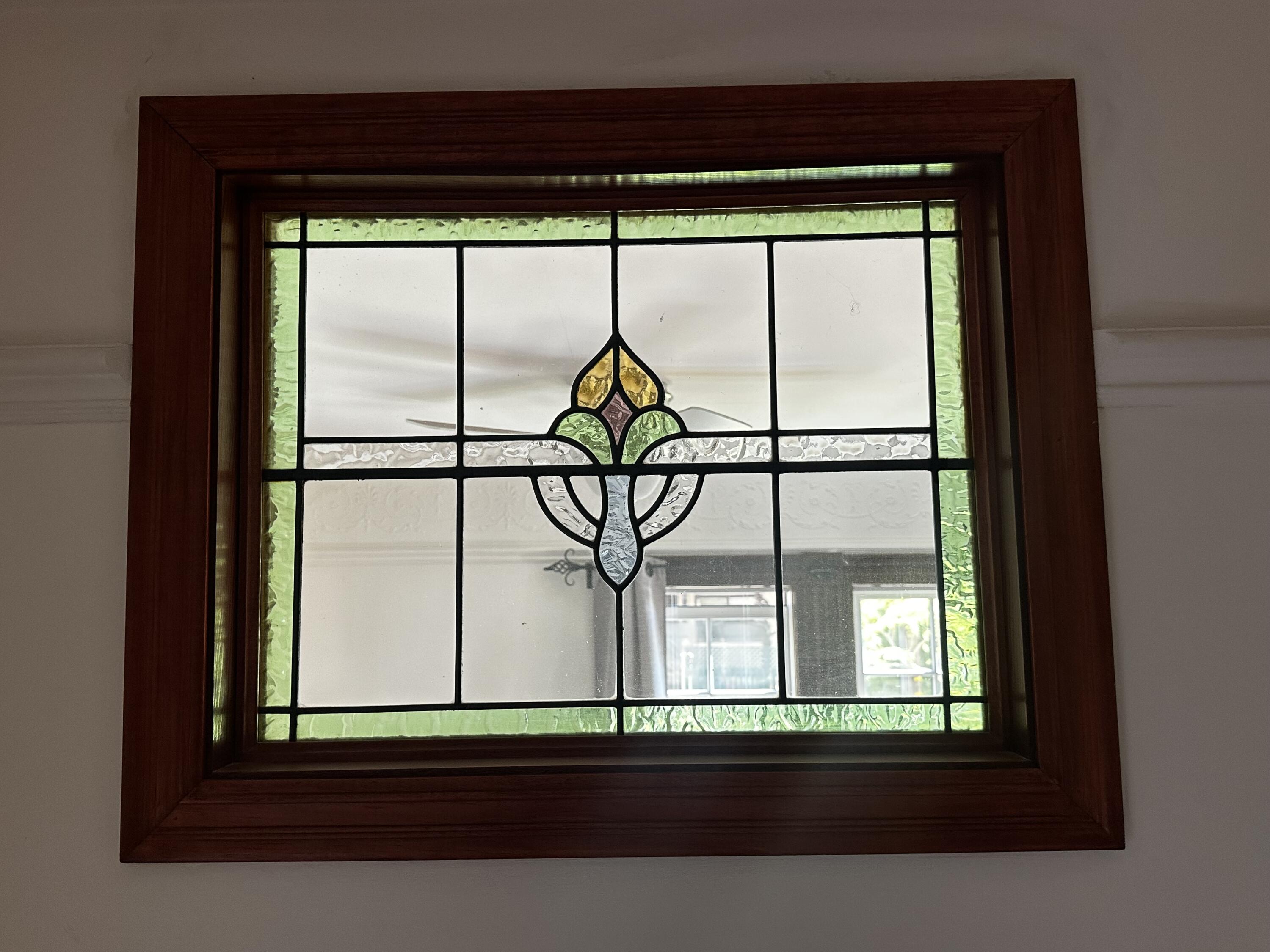 1035 E De La Guerra Street, A