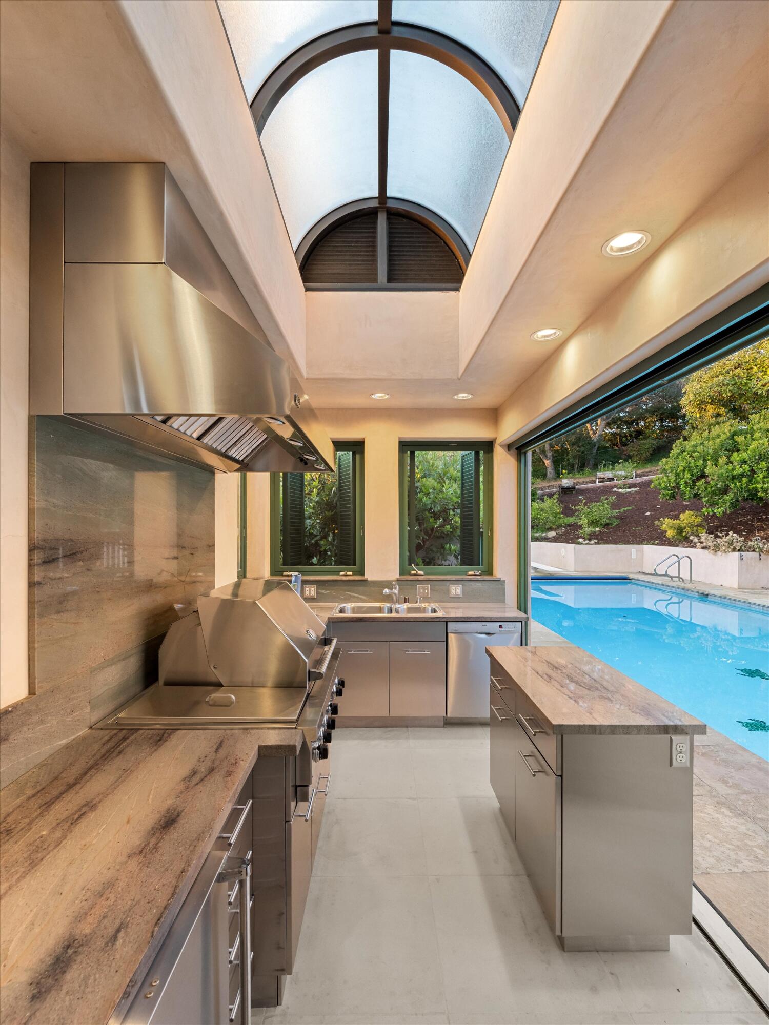930 Monte Drive