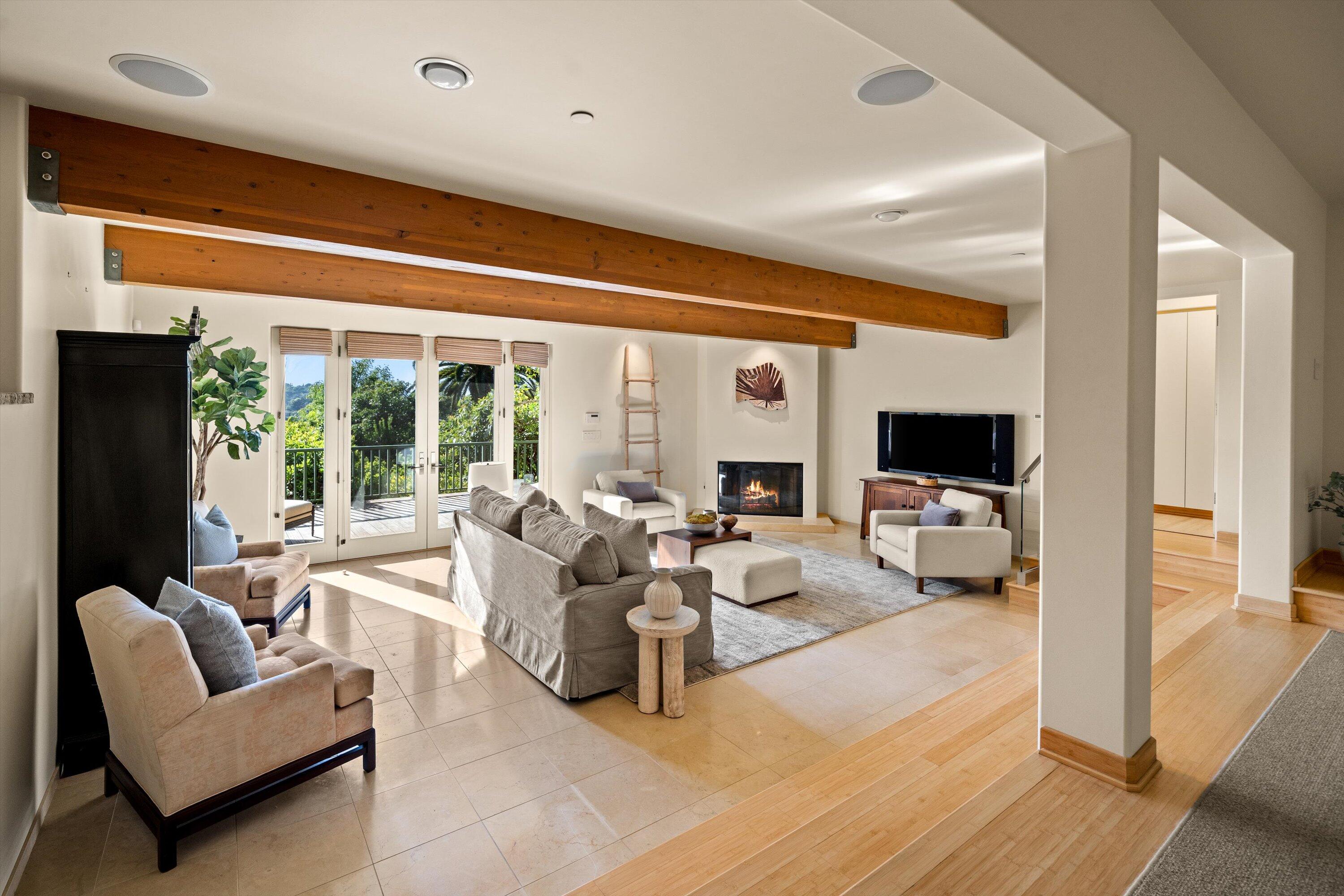 930 Monte Drive