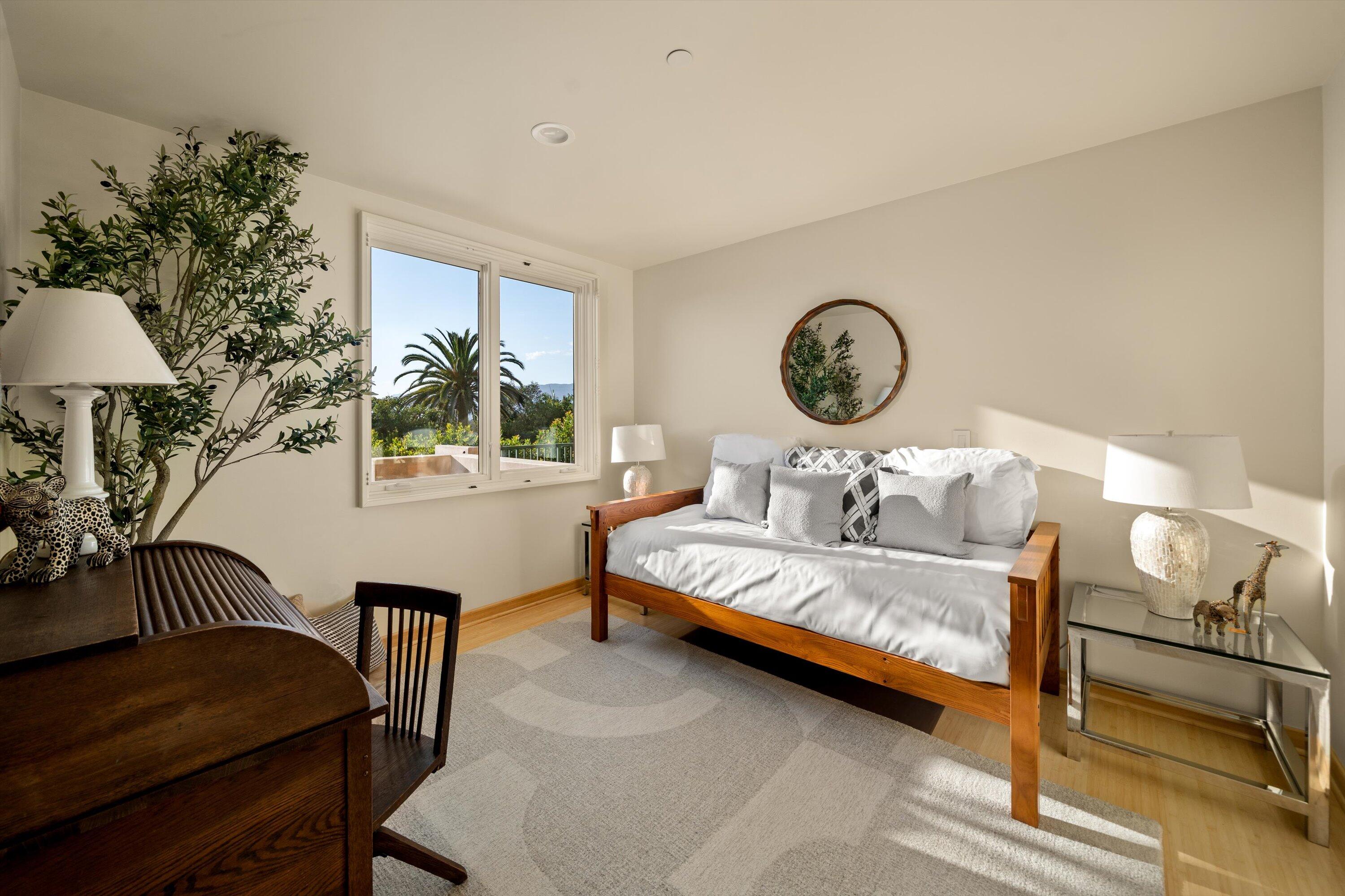 930 Monte Drive