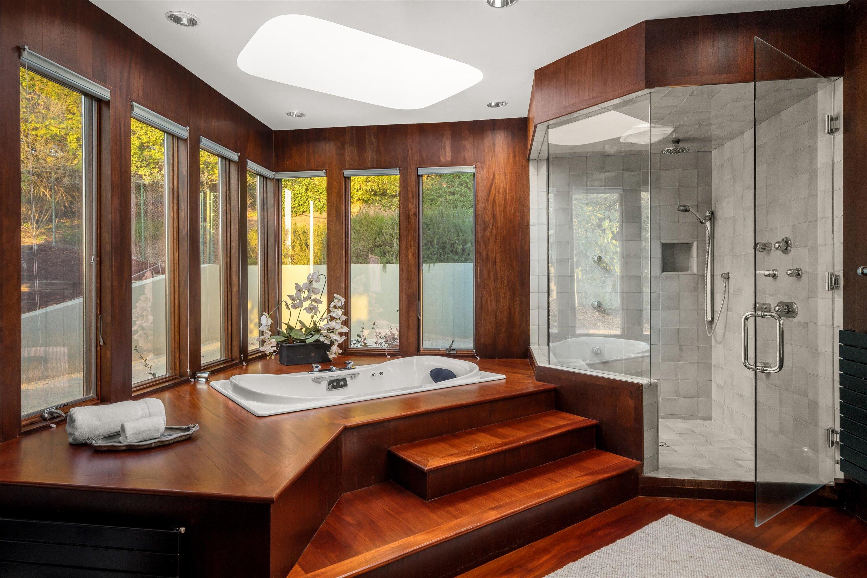 930 Monte Drive
