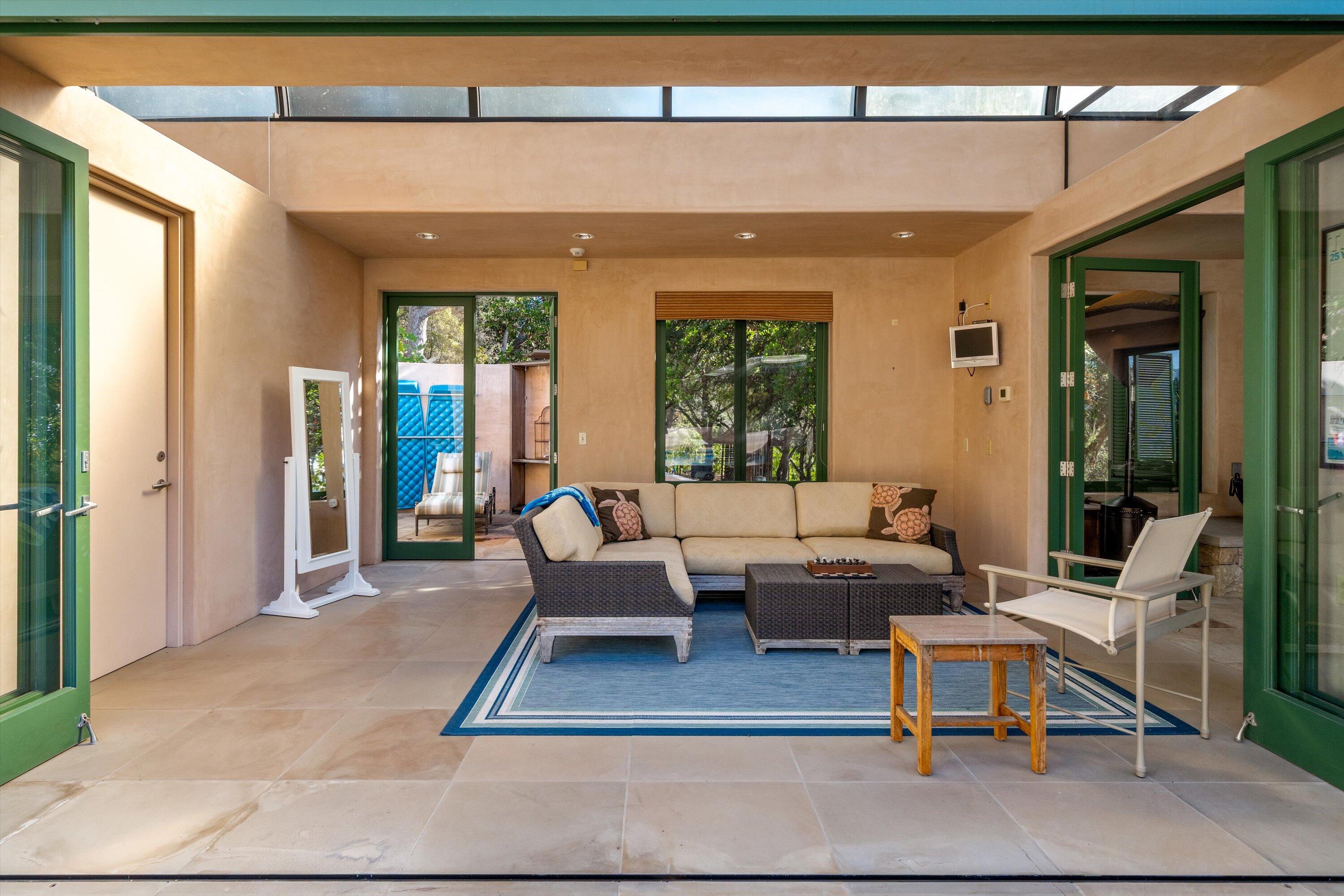 930 Monte Drive