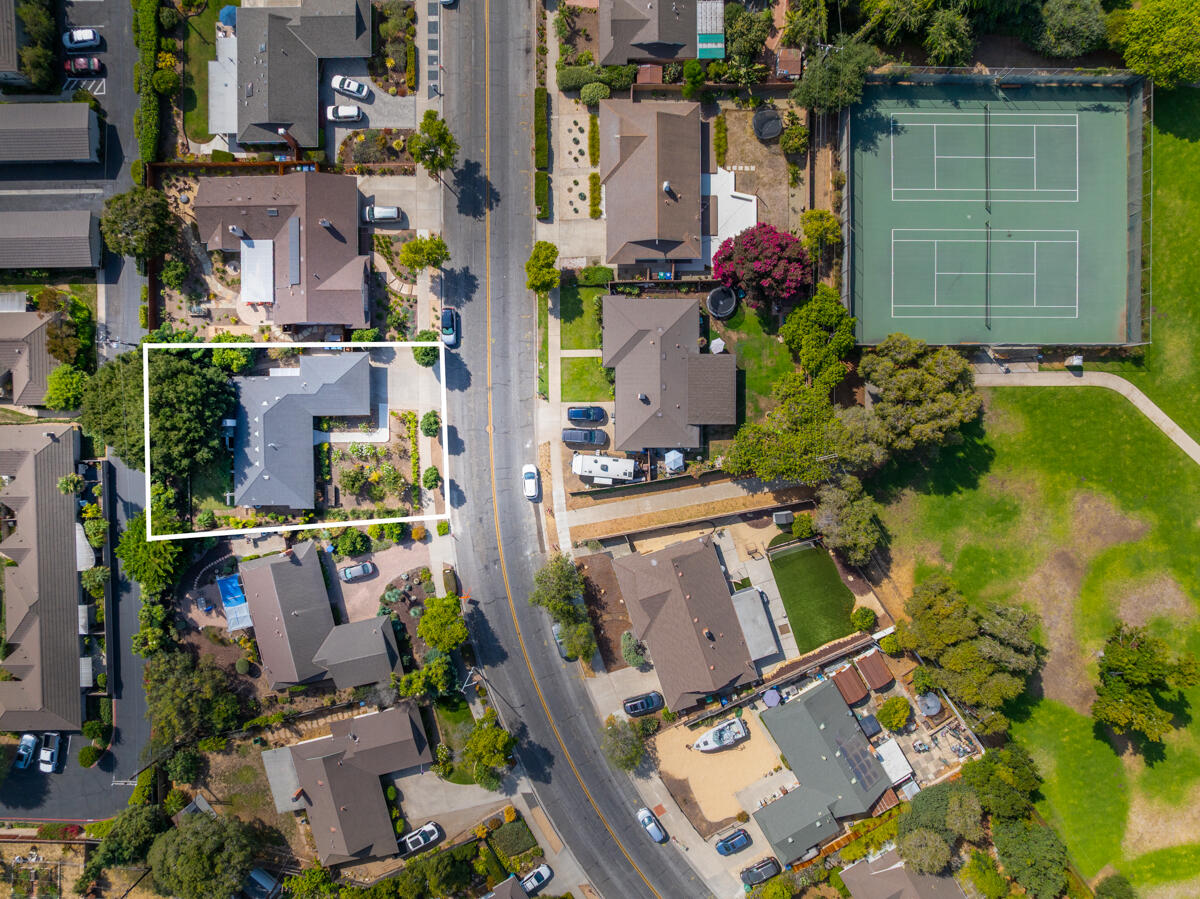 5745 Berkeley Road