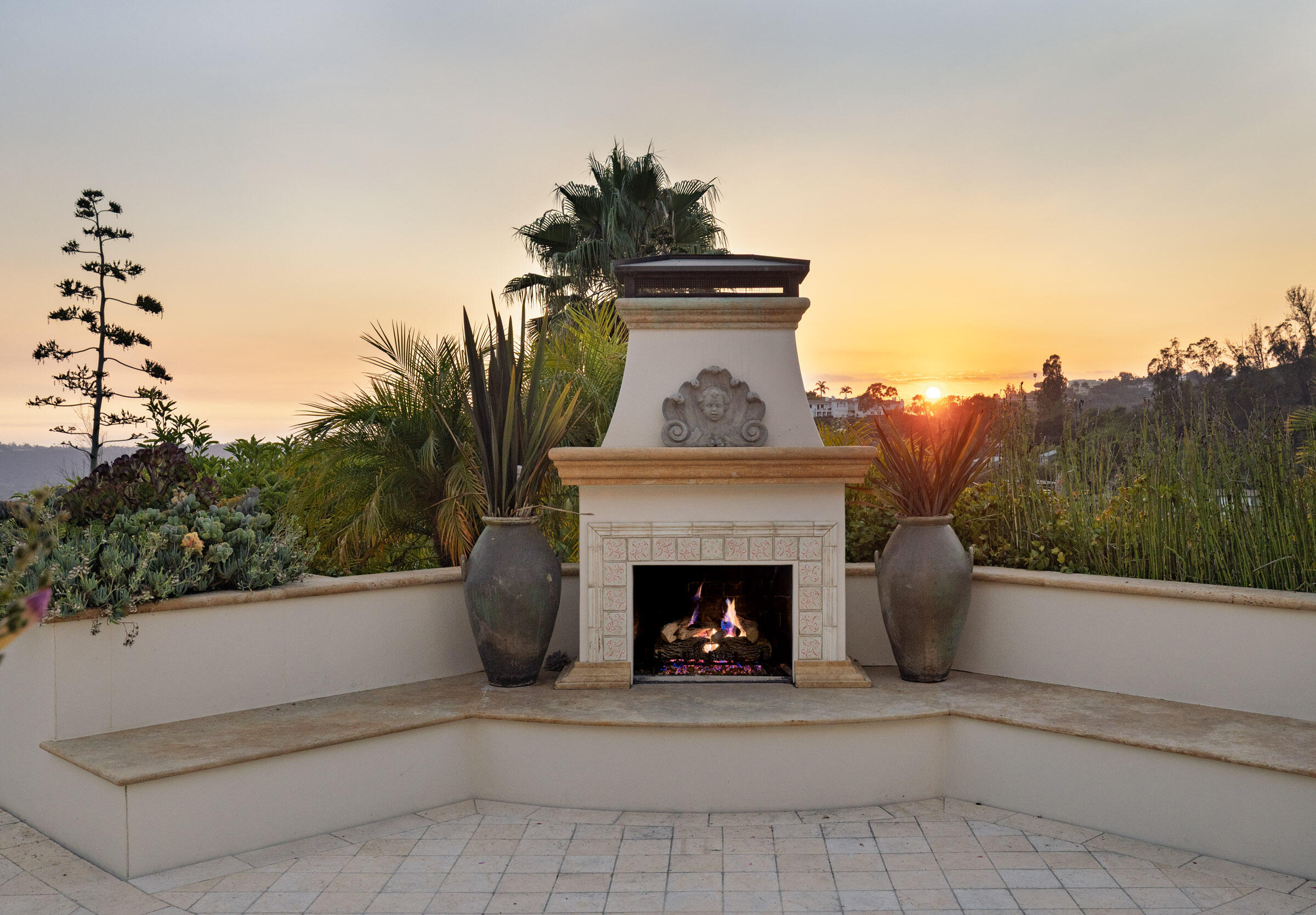 320 Calle Elegante