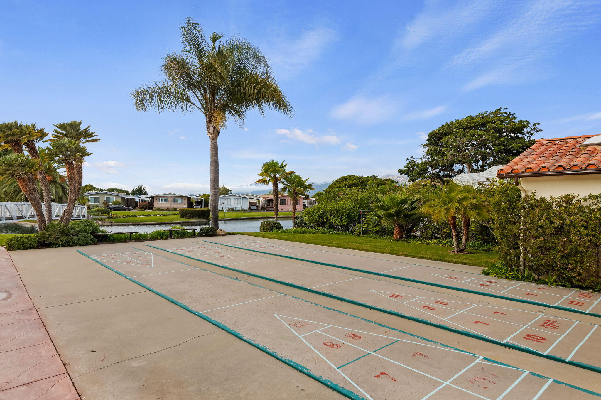 945 Ward Drive, 62