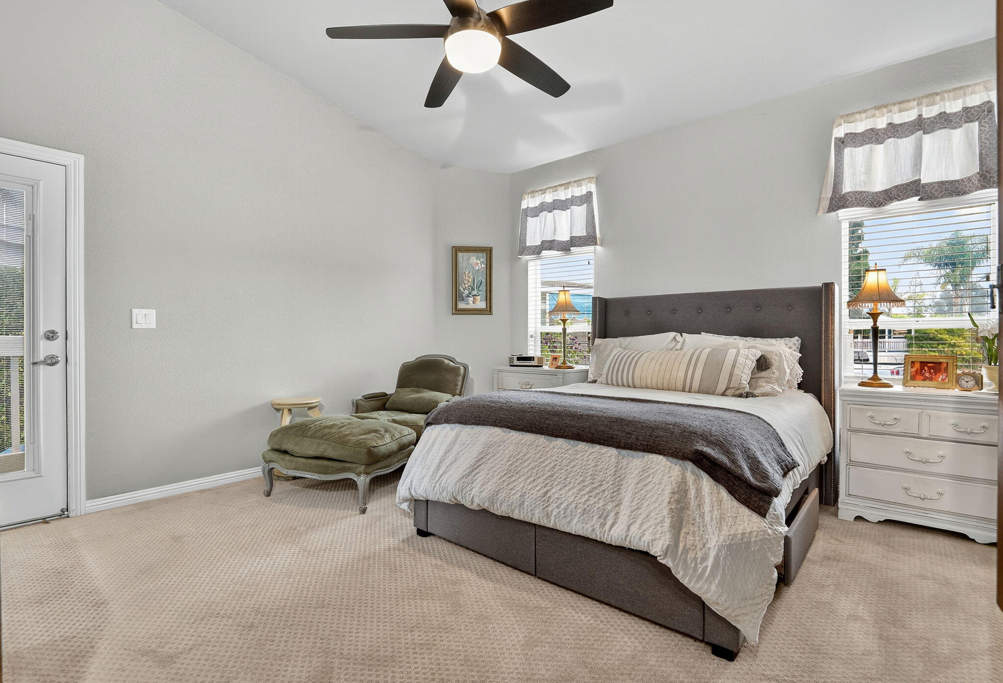 945 Ward Drive, 62