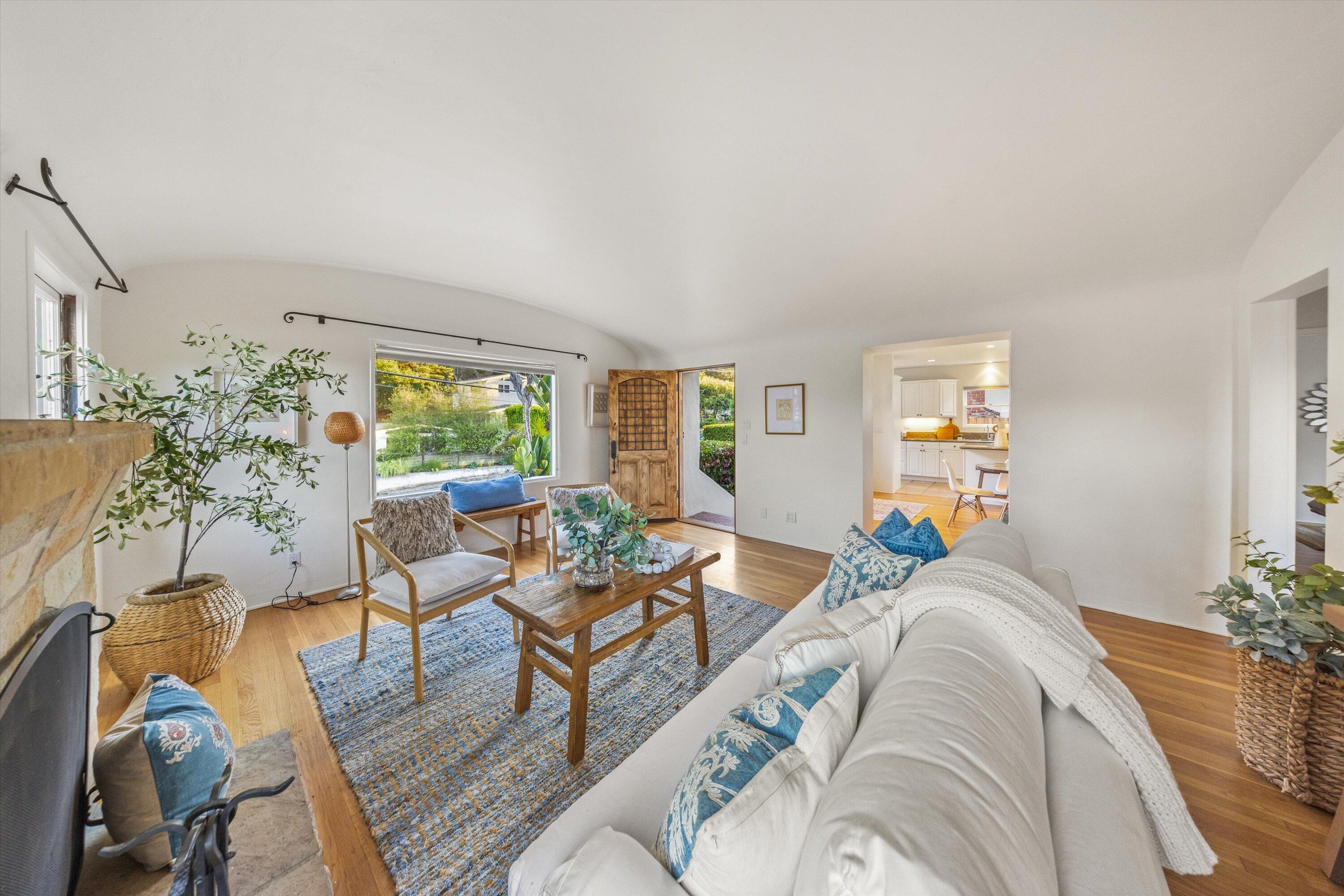 1308 W Valerio Street