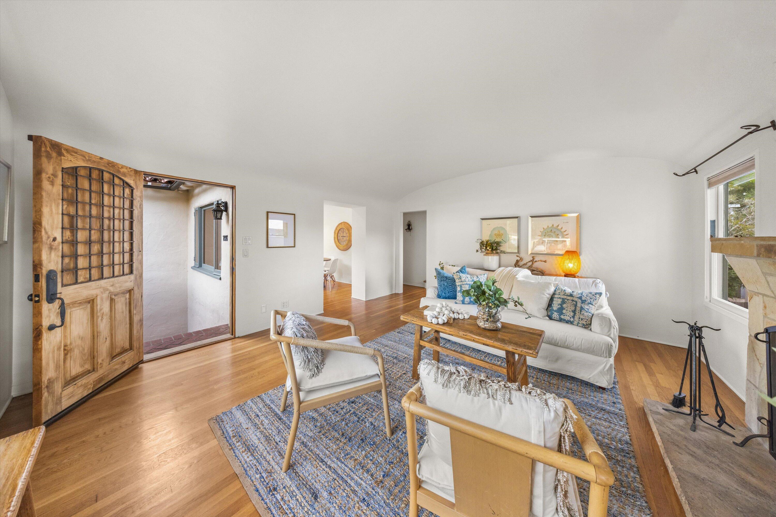 1308 W Valerio Street