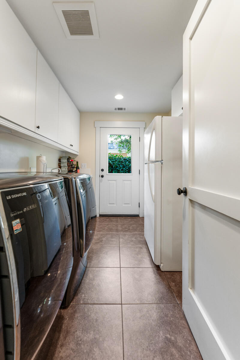 5139 Cathedral Oaks