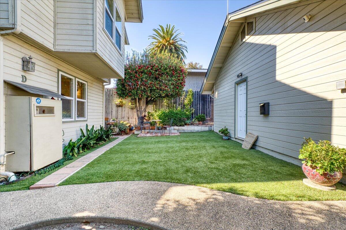 110 S Salinas Street, D