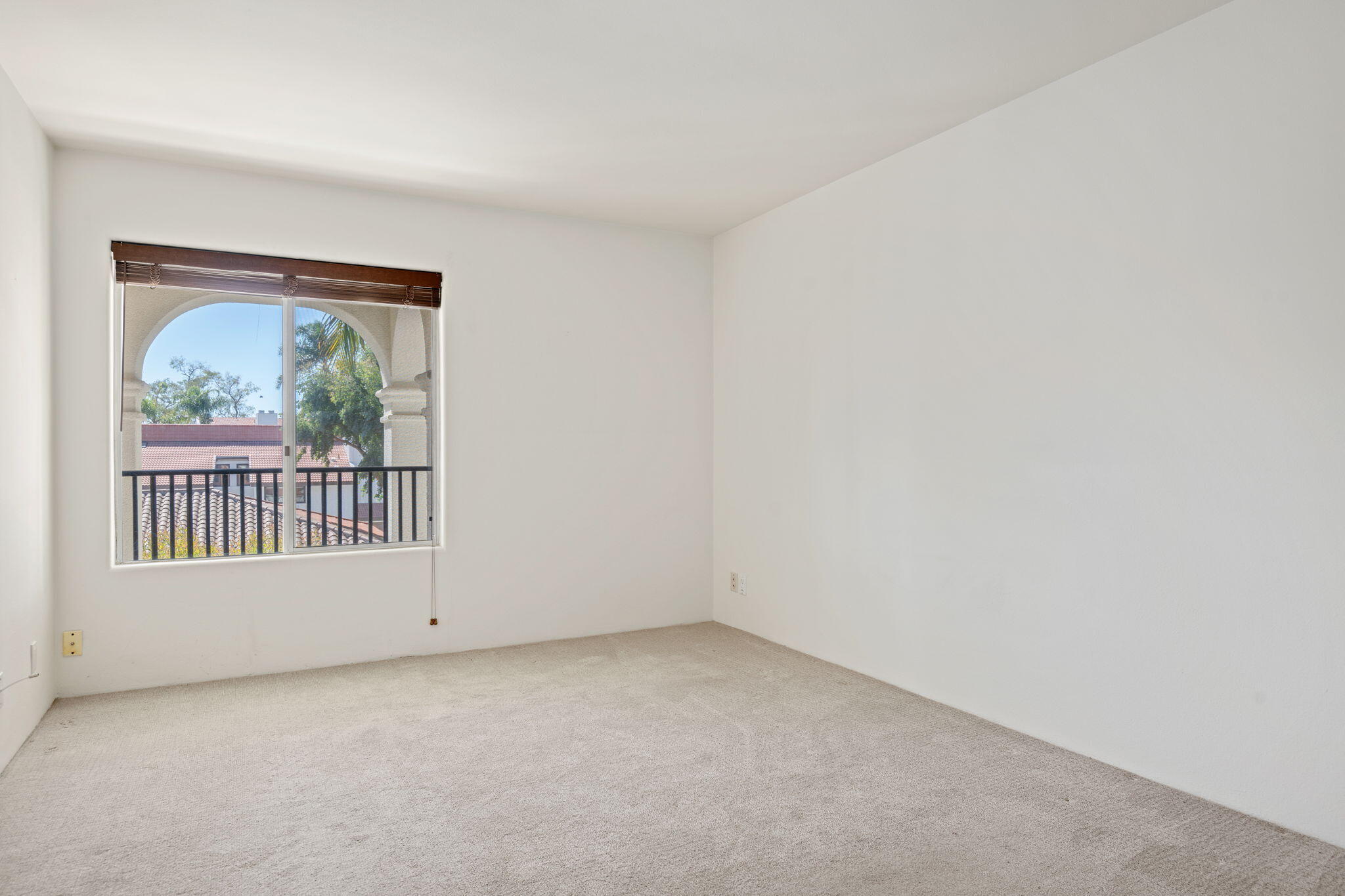 352 Por La Mar Circle, SANTA BARBARA