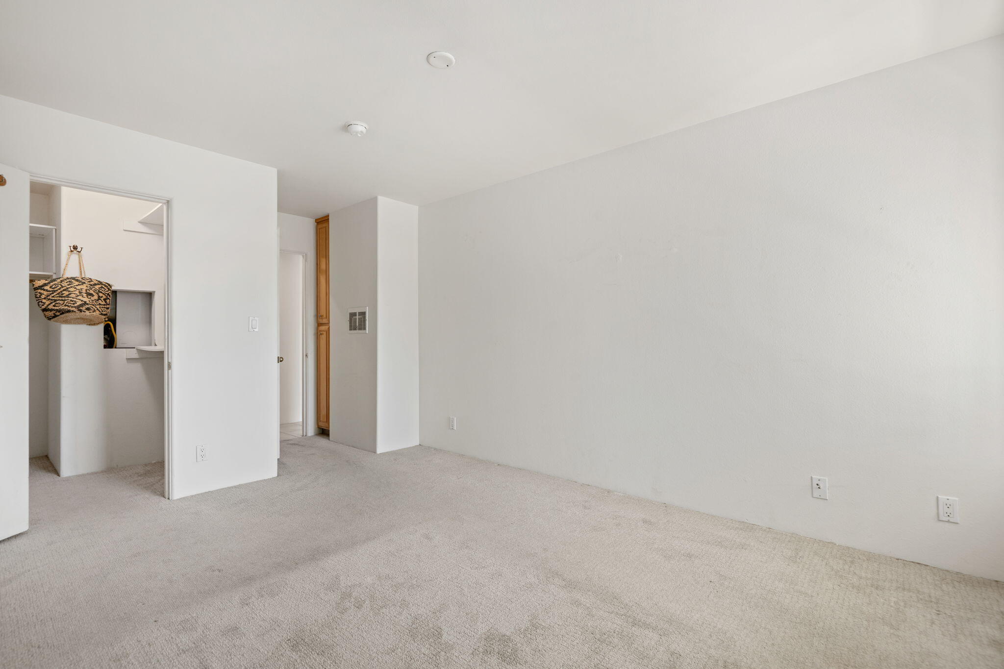 352 Por La Mar Circle, SANTA BARBARA