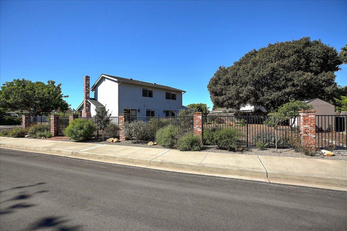 5710 Stow Canyon Road