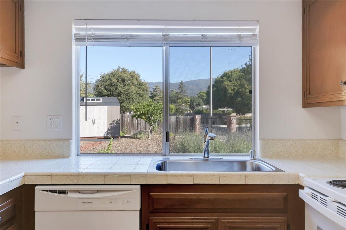 5710 Stow Canyon Road