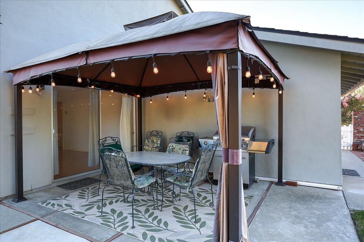 5710 Stow Canyon Road