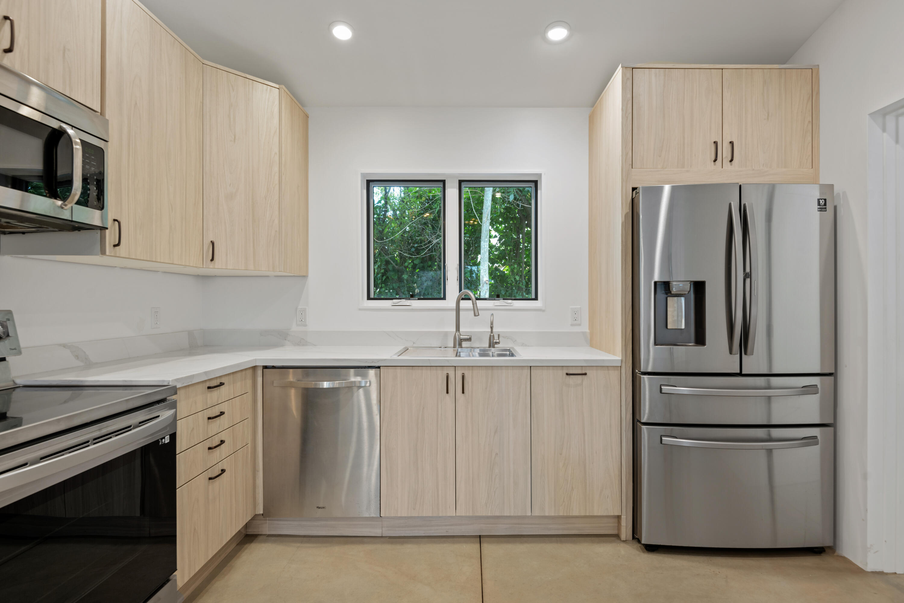 1374 E Valley Road, B, SANTA BARBARA Unit: B