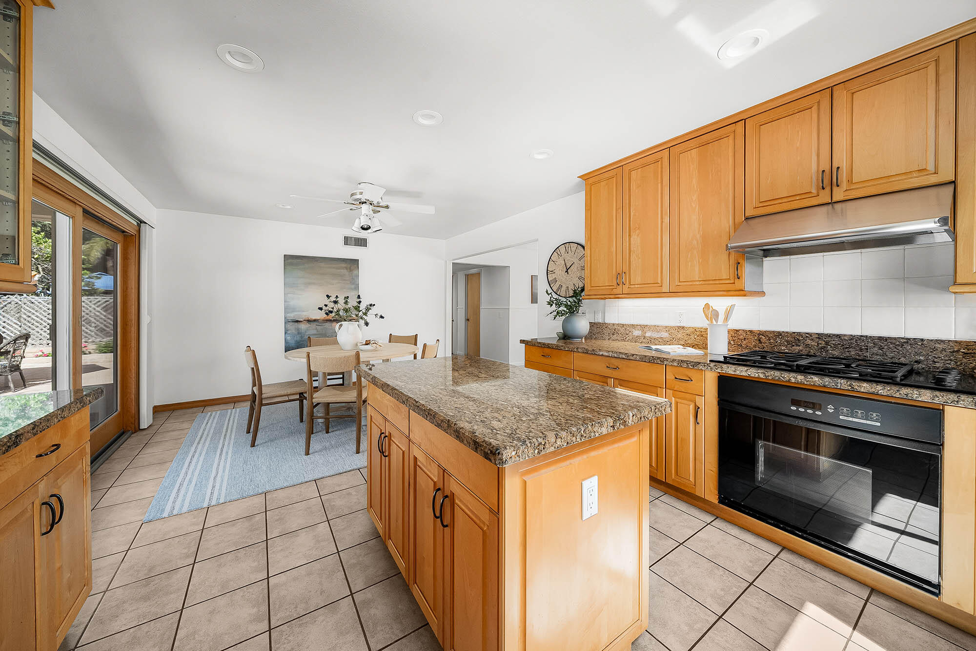 155 San Federico Avenue