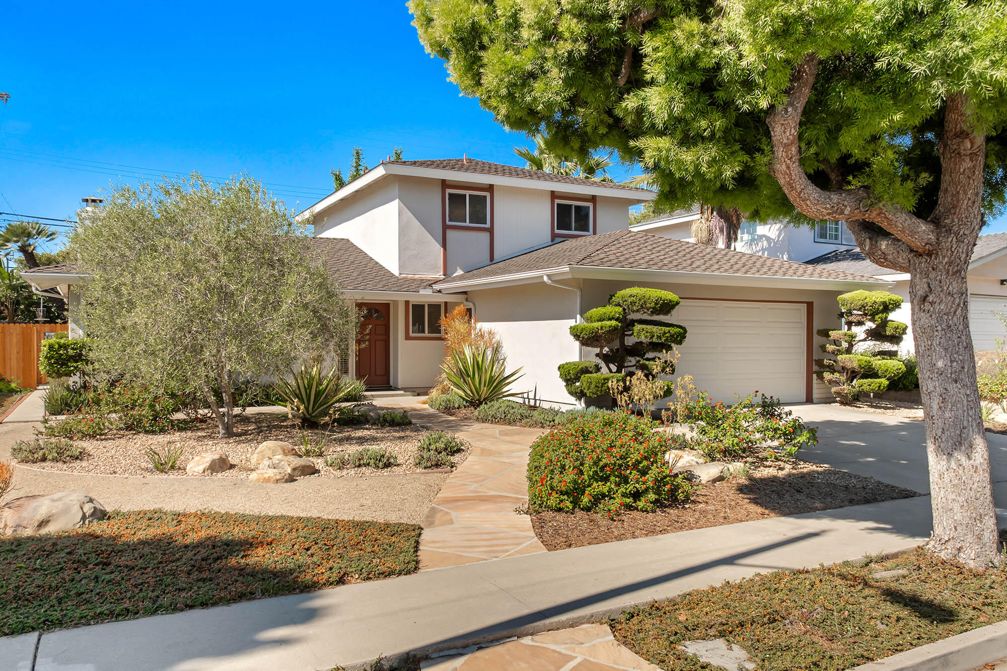 155 San Federico Avenue