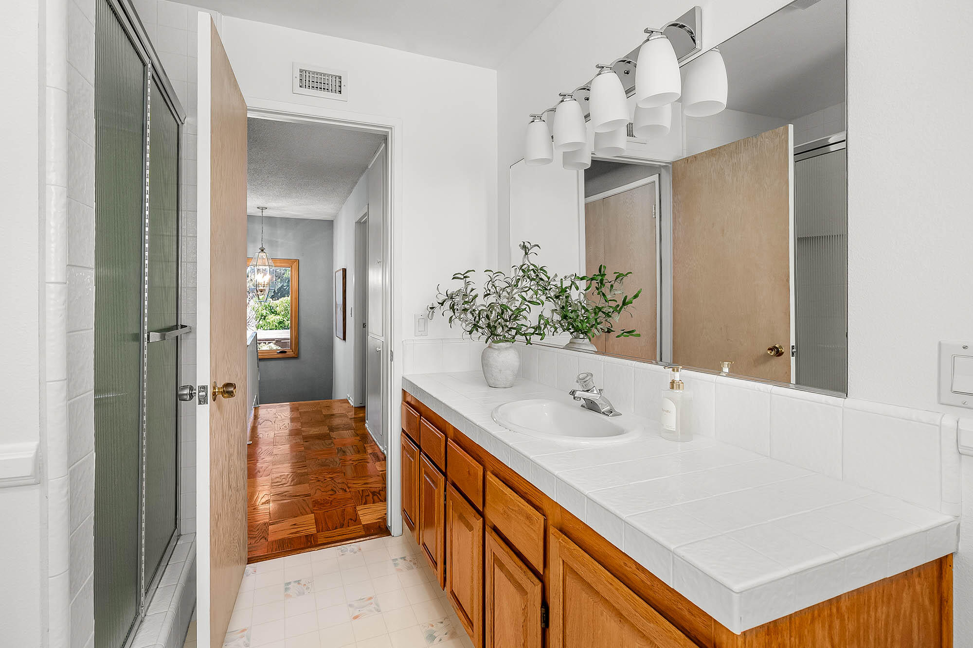 155 San Federico Avenue