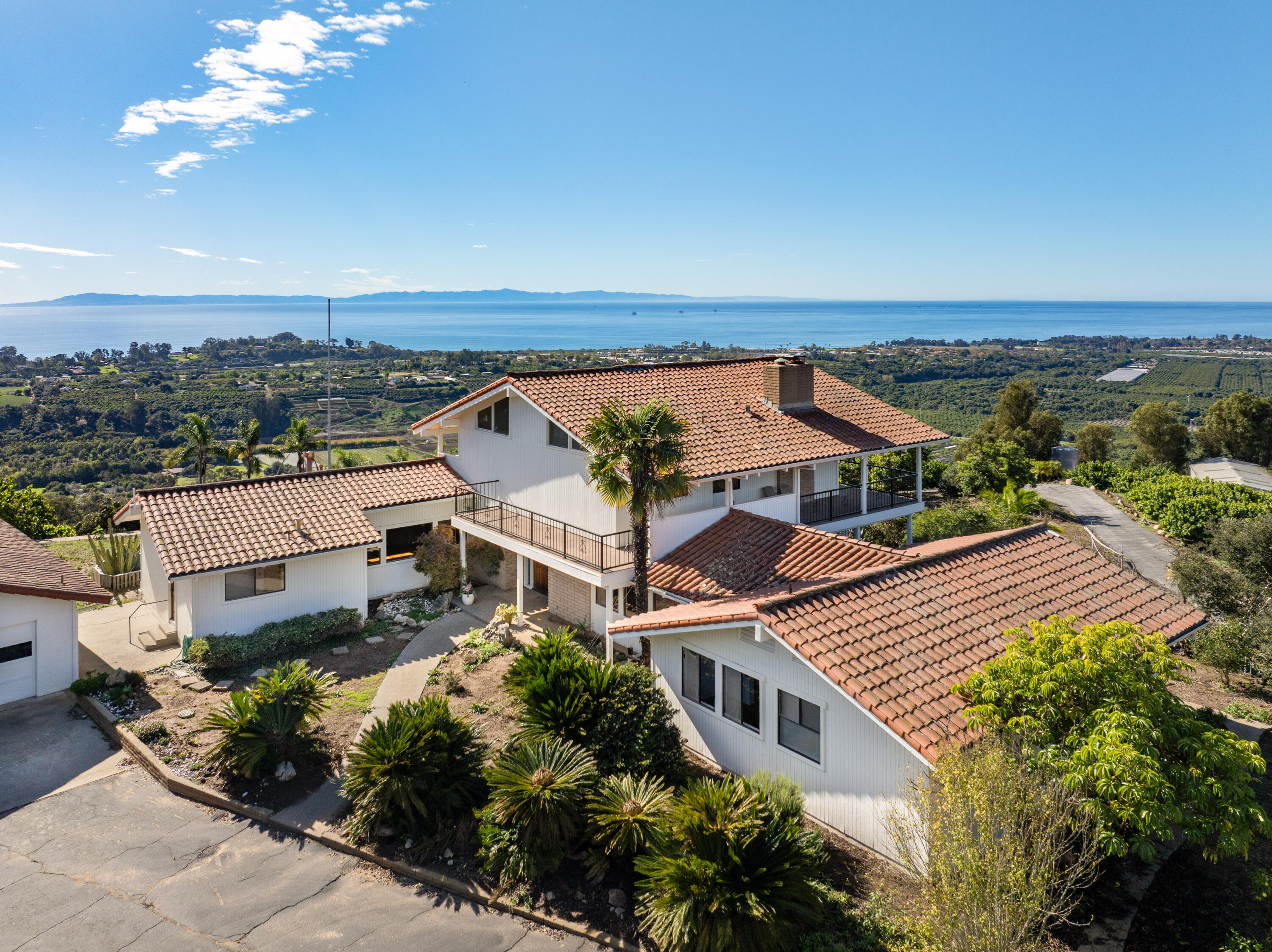 6660 Gobernador Canyon Road