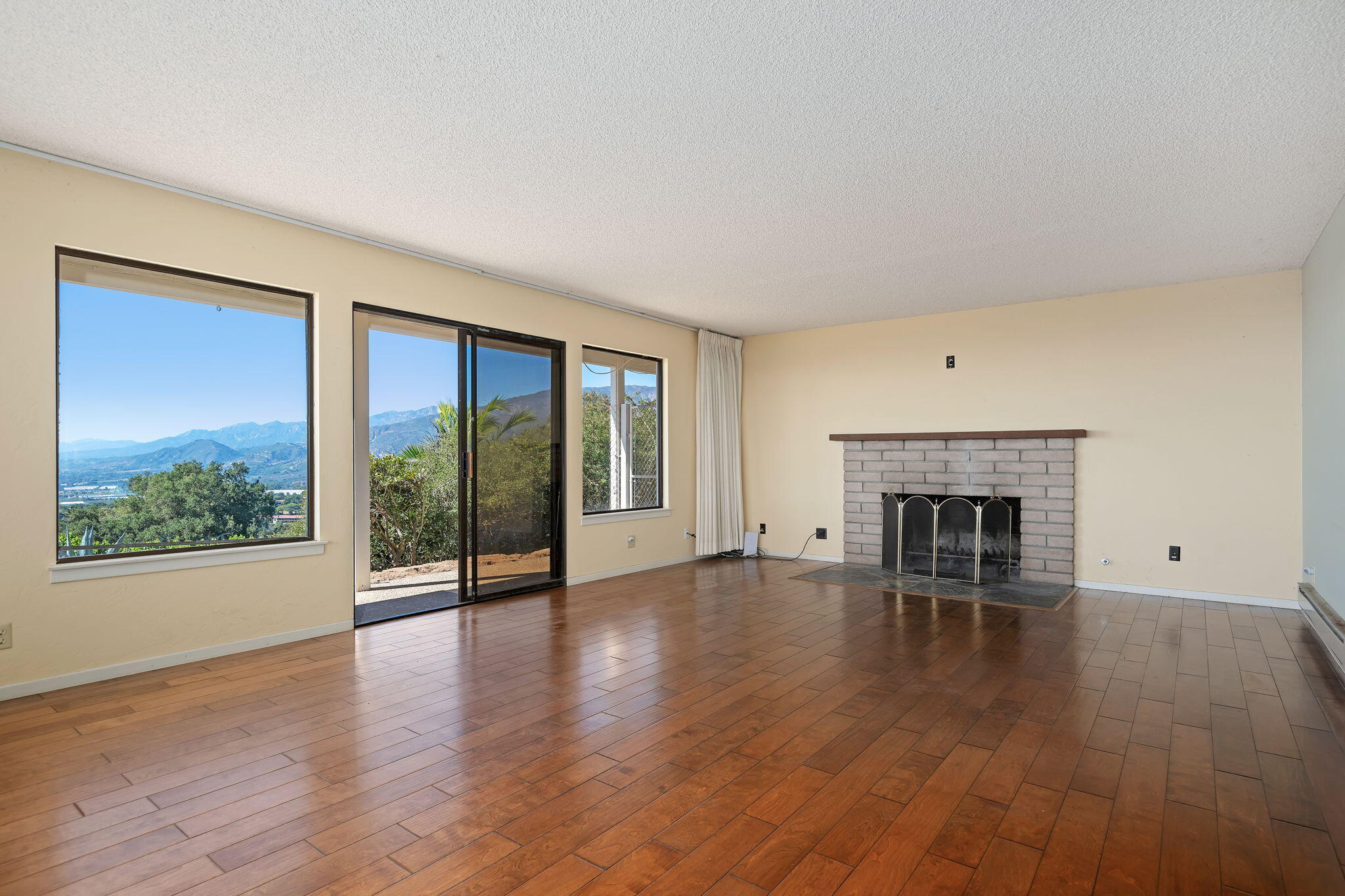 6660 Gobernador Canyon Road