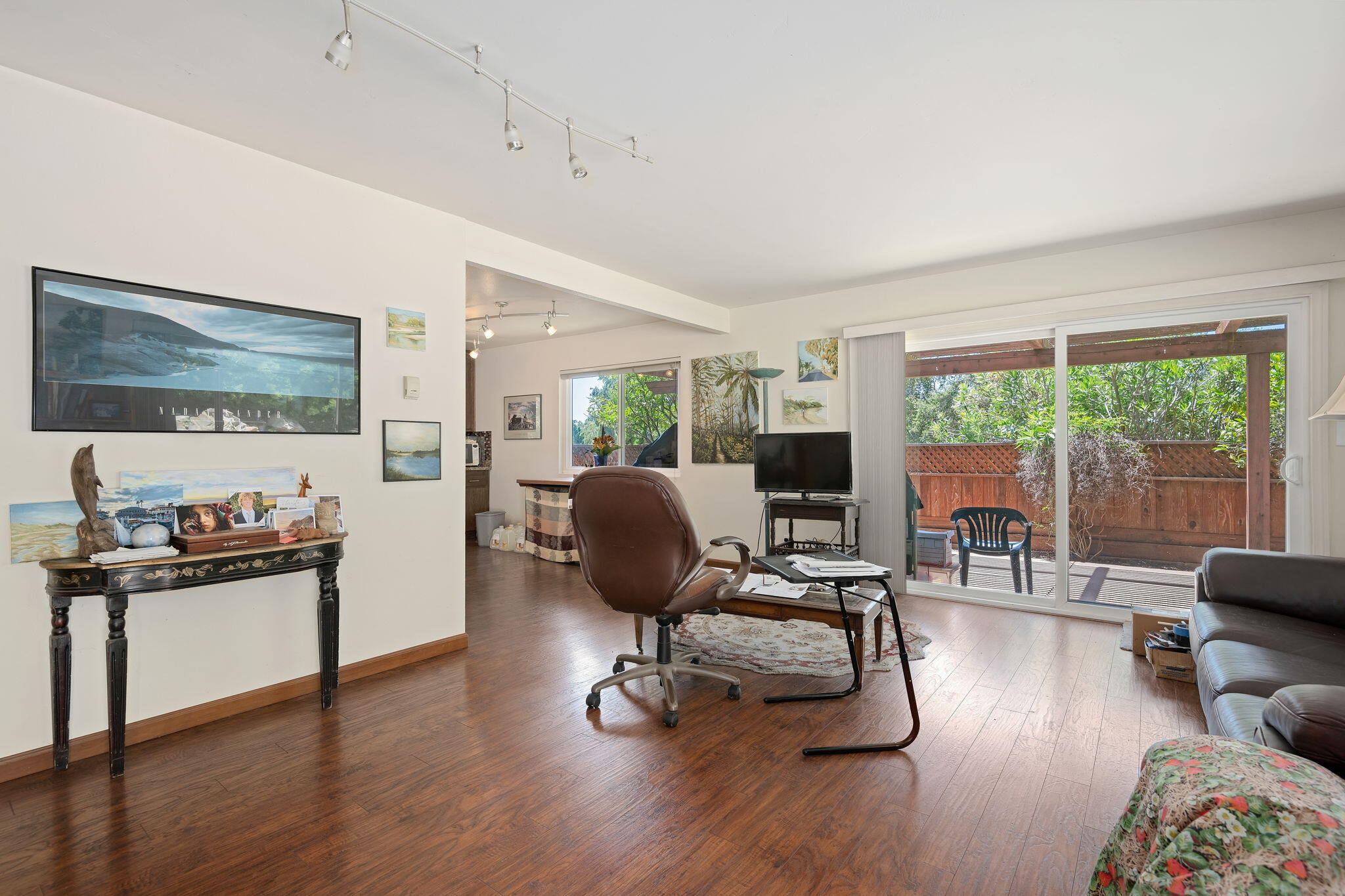 2106 Mt Calvary Road