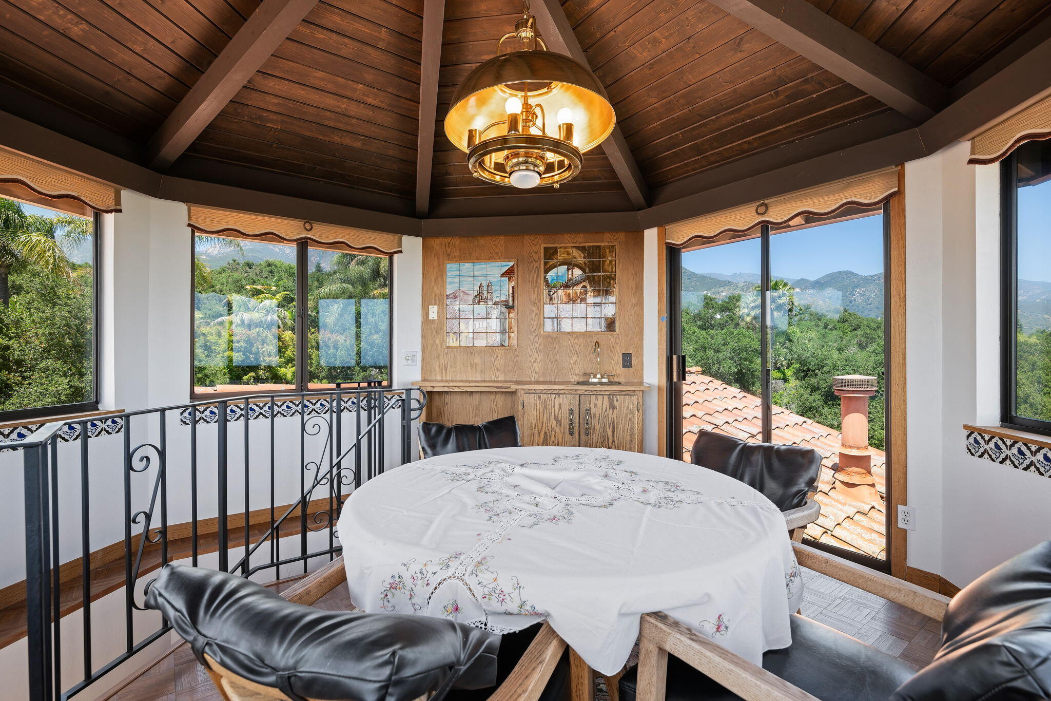 2106 Mt Calvary Road