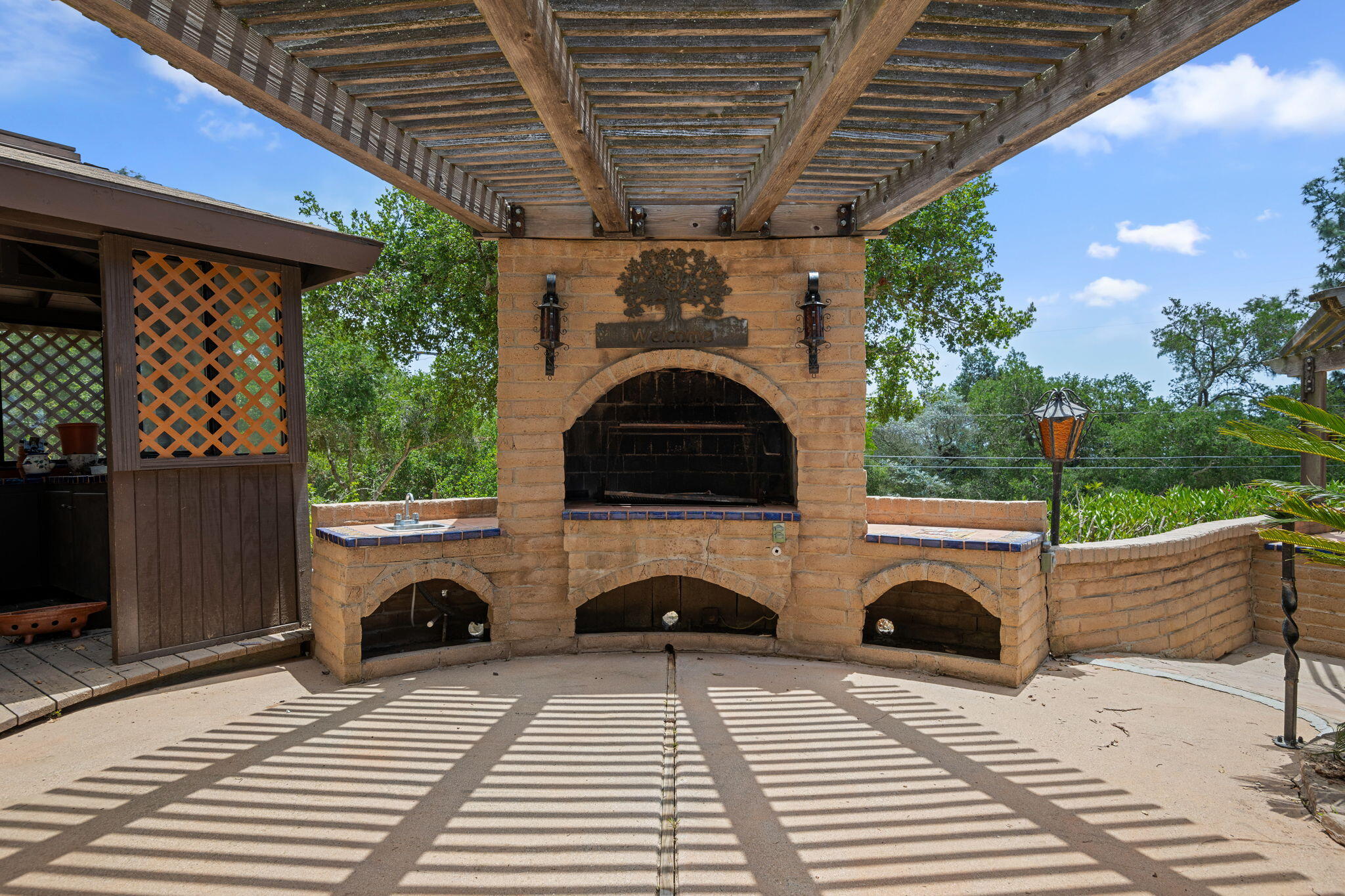 2106 Mt Calvary Road