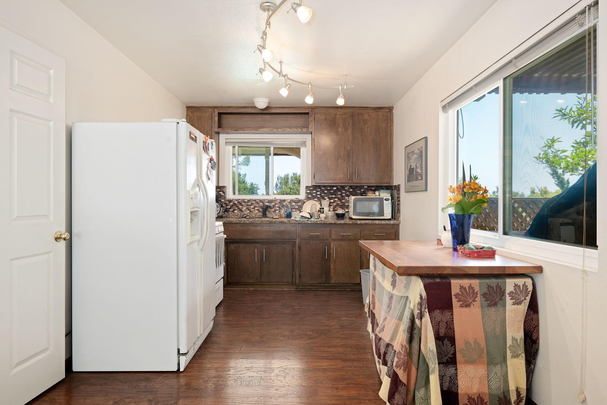 2106 Mt Calvary Road