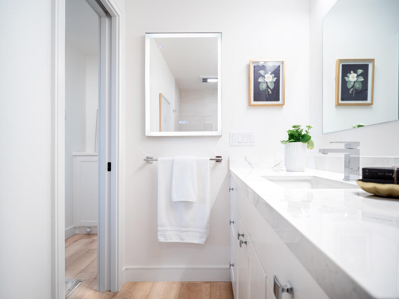 3375 Foothill Road, 514