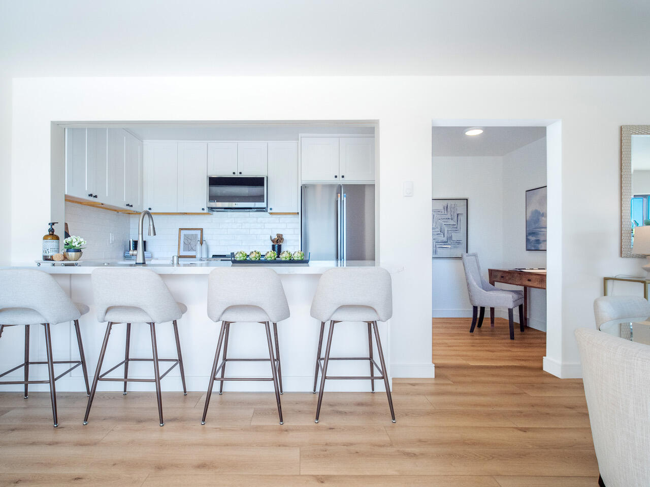 3375 Foothill Road, 514