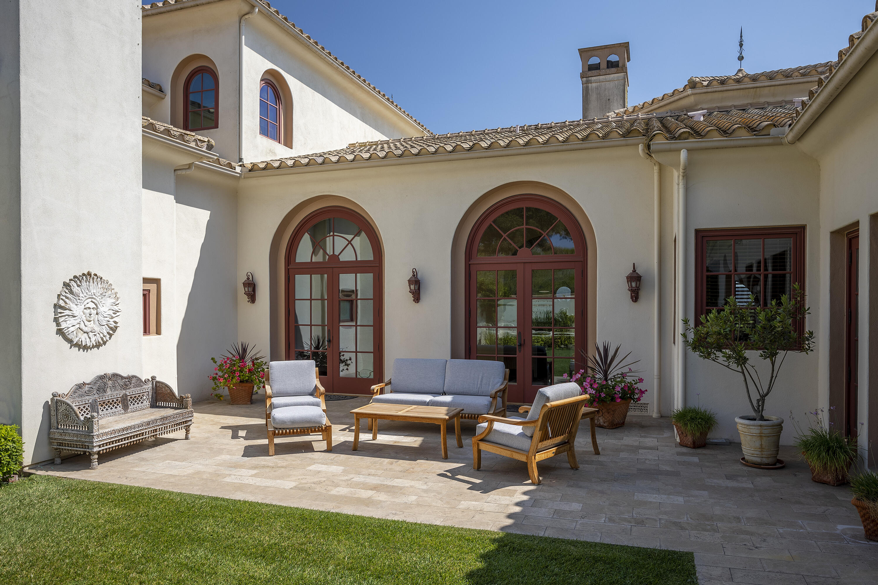 9985 Alisos Canyon Road