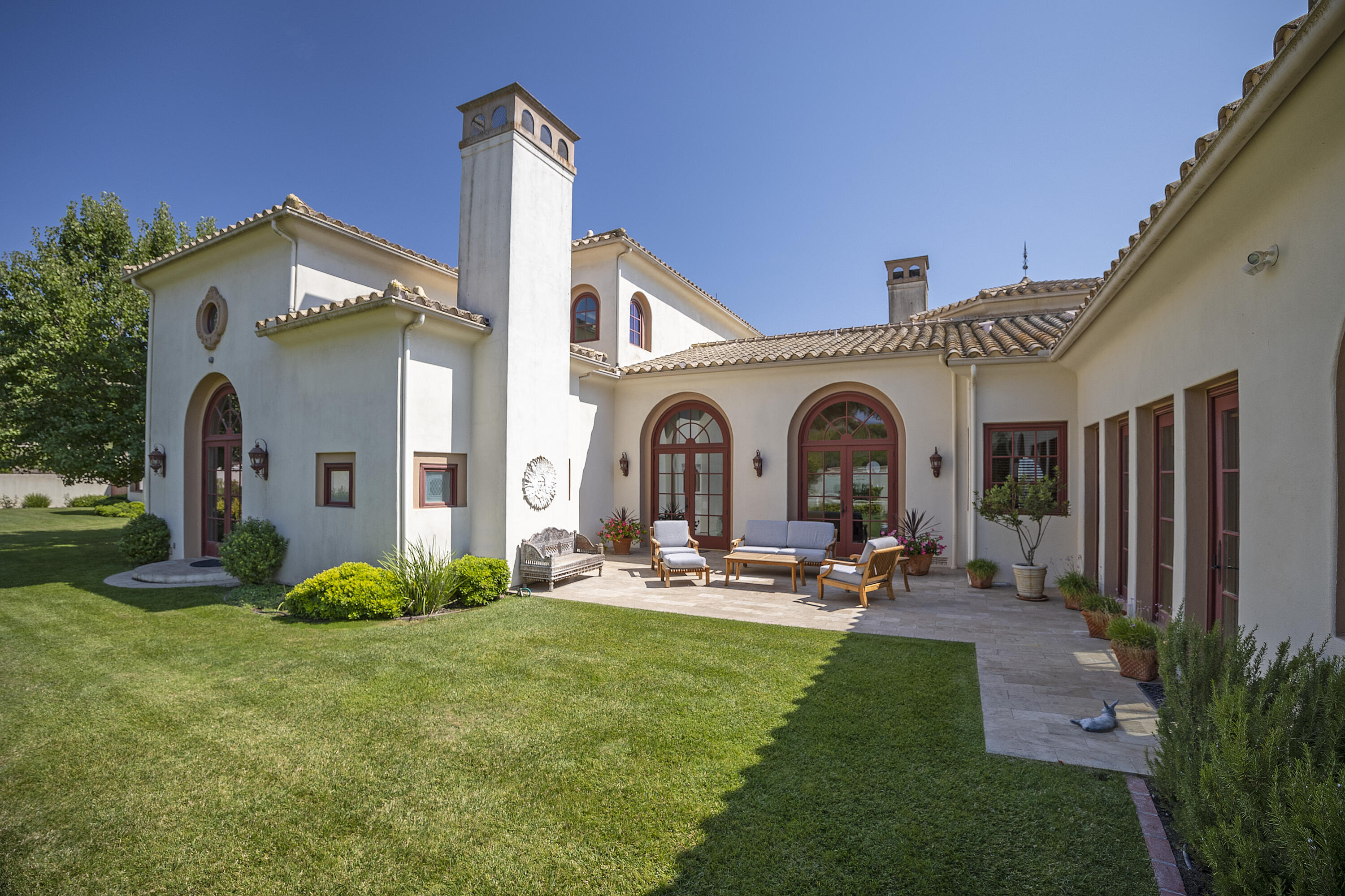 9985 Alisos Canyon Road