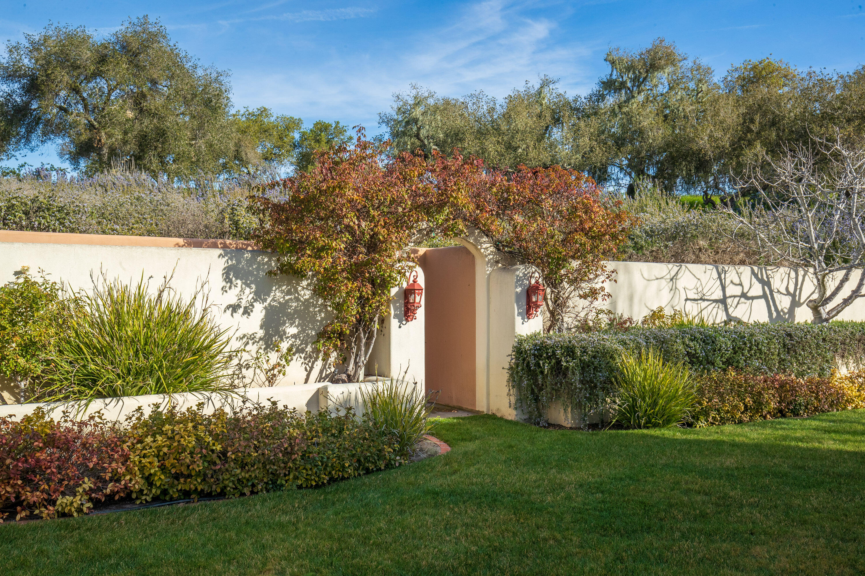 9985 Alisos Canyon Road